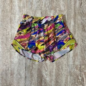 Brand new size 4 lulu lemon shorts